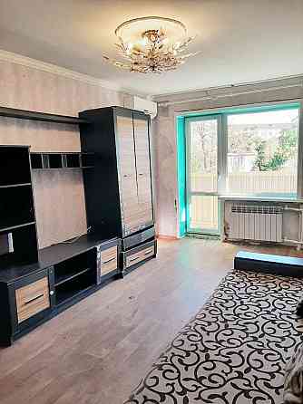 Продам 1 ком.кв.-самый центр! Ленина 74 Мариуполь