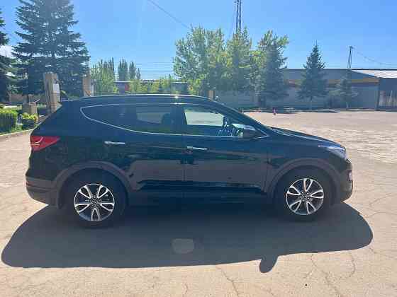 Hyundai Santa Fe . Год 2013. Коробка автомат. Двигатель 2.4 бензин. Харцызск