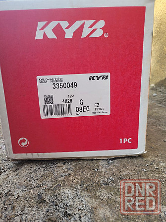 Передняя стойка KYB оригинал на Toyota Camry Донецк - изображение 4
