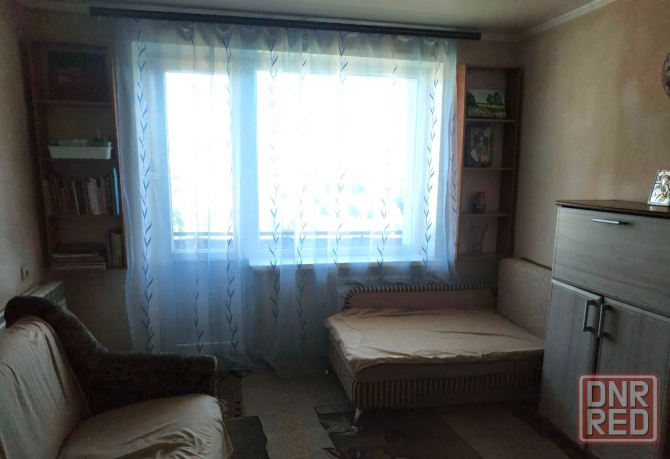 Продажа 1 комн. квартиры, м-н Зелёный Макеевка - изображение 3