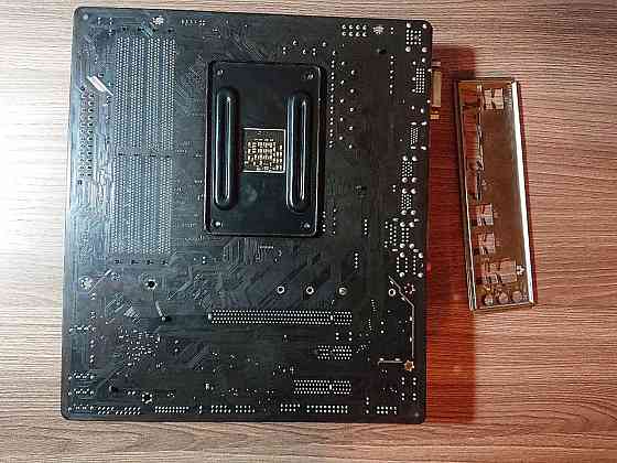 Gigabyte B450 DS3H Макеевка