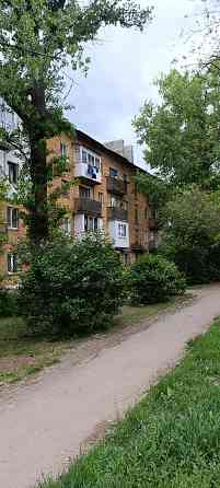 Продам 2-х комн в Пролетарскои р-не на Объединенном. Есть место под гараж во дворе. Донецк