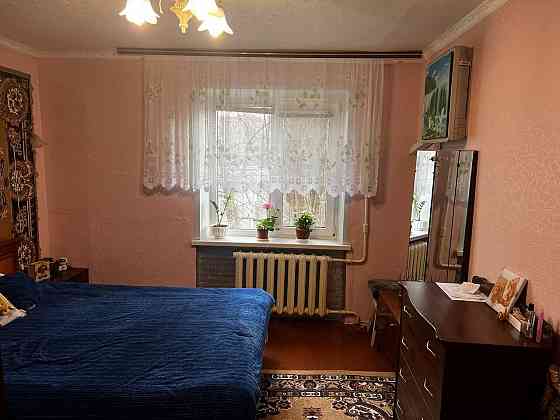 Продам 2-х ком.кв. Раздольная,Жилое состояние,чешка,возле мфц,документы готовы. Донецк