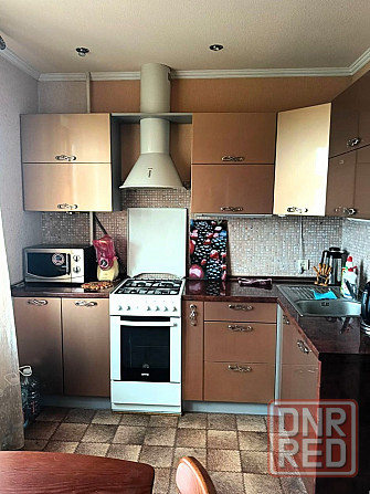 Продам 2х комнатную квартиру в центре, на Генерала Антонова Донецк - изображение 1
