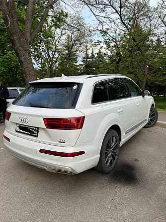 Продам Ауди Q7 Мариуполь