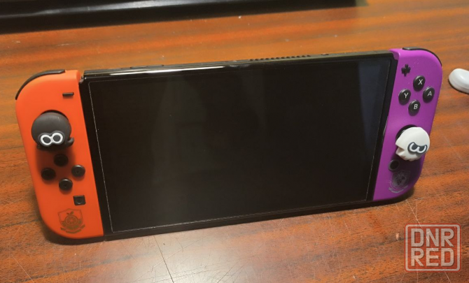 Игровая консоль Nintendo Switch OLED - Pokemon Skarlet and Violet Edition Донецк - изображение 3
