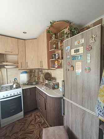 продам отличную 3-комнатную, 4 этаж Донецк