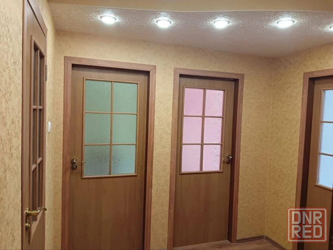Продажа 3 комн. квартиры, кв-л Шахтерский Макеевка - изображение 6