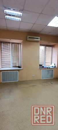 Сдам Офис 70 м² в Ленинском районе, ориентир ОцКб. Кабинетная система. Отдельный вход. Парковка Донецк - изображение 2