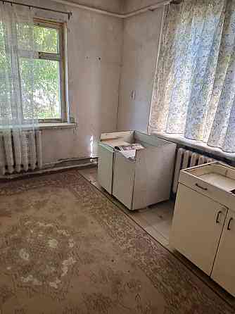 Продам дом в Ленинском районе возле универмага "Радуга" Донецк