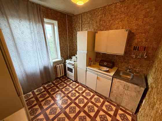 Продам 2-х ком. квартиру, 8/9 эт., 50 м.кв. - Макеевка, м-н Зеленый Макеевка