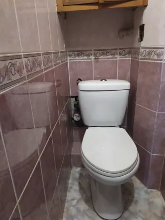 Продам 2-х ком.кв. Нижнекурганская.Документы готовы.Жилое состояние. Донецк