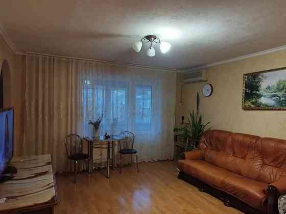 Продам 2-х ком.кв. Цветочный. Можно в ипотеку. Храм. Жилое состояние. Донецк