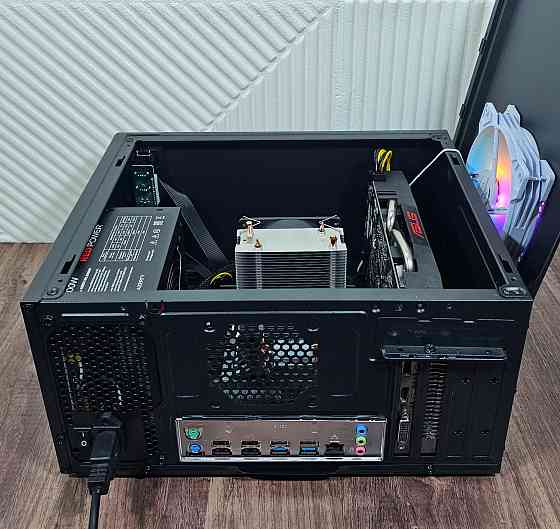 Игровой компьютер Intel l 10 ядер/20 потоков | 16 GB DDR4 | SSD 512 GB | RX 570 4 GB Донецк