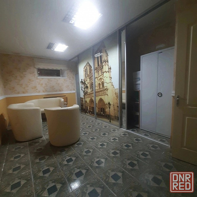 Продам офисное помещение в самом центре Макеевка - изображение 1