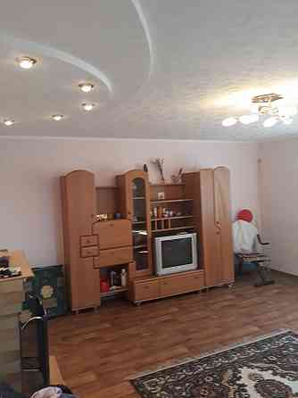 Продам 2-х эт дом с гаражем,1га земли за г.Донецком возле Еленовки Донецк