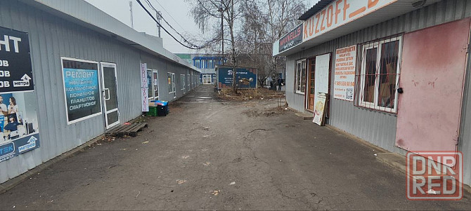 Сдается в аренду помеение в Пролетарском районе на рынке Щетинина площадь 8кв.м. Стоимость 8 000р. Донецк - изображение 2