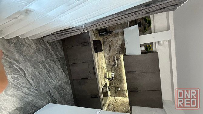 1-к квартира посуточно в Ханженково 4.000 р.Воды в баках на тонну .Возле автостанции в центре . Макеевка - изображение 8