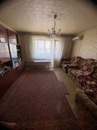 продам 3х к,кв в Ленинском р-н. этаж 3из9 , ориентир цирк Донецк