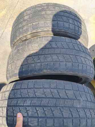 215 55 r17 3шт. можно поштучно KUMHO Донецк