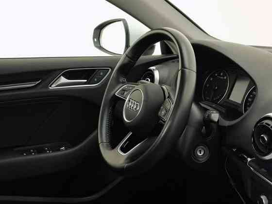 AUDI A3 SEDAN Донецк