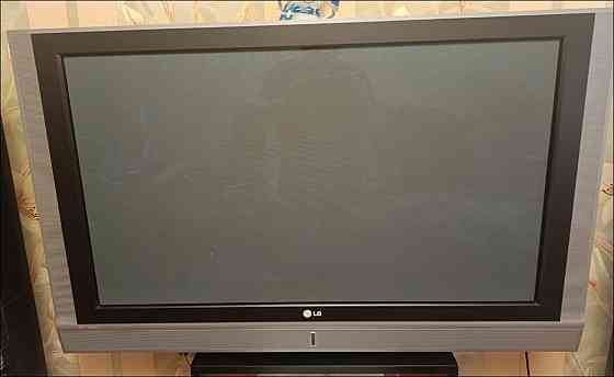 Телевизор плазменный LG 42 дюйма LG 42PC3RV. Донецк