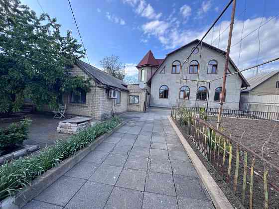 Продаю 2х эт.дом новострой 250 кв Кировский исполком Донецк