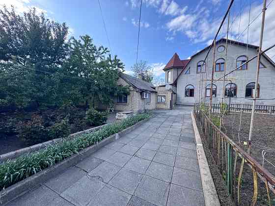 Продаю 2х эт.дом новострой 250 кв Кировский исполком Донецк