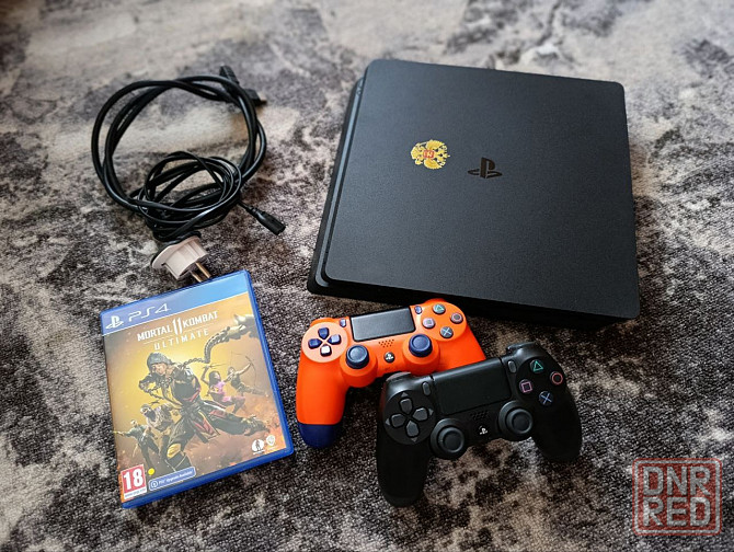 Sony PlayStation 4 slim Макеевка - изображение 1