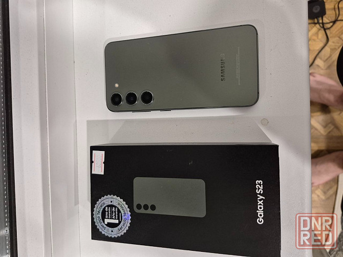 Samsung Galaxy S23 Харцызск - изображение 1