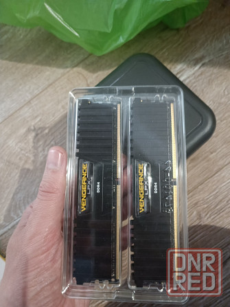 Corsair DDR4 2x8 GB / 16 GB 3200 MHz Донецк - изображение 3
