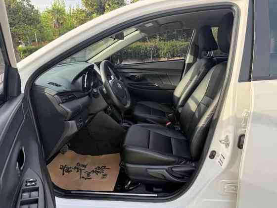 Toyota Yaris 1.5 Донецк