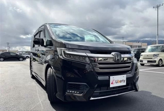 Honda Stepwgn Spada 1.5 Донецк