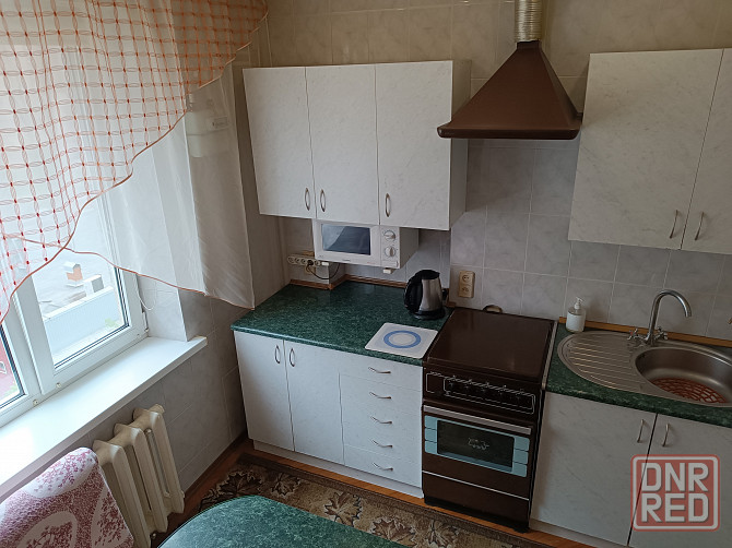 Сдам 2к. квартиру в центре ориентир г-м Москва Донецк - изображение 1