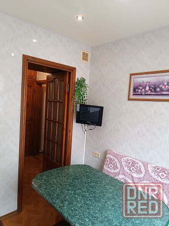 Сдам 2к. квартиру в центре ориентир г-м Москва Донецк - изображение 2