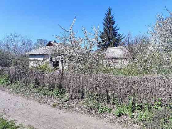 Продаю 3-х комнатную квартиру на земле в Кировском районе, Кронштадтская Донецк