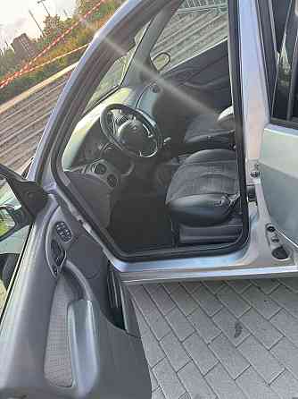 Ford Focus универсал Цвет: серебристый Год: 2002 Донецк