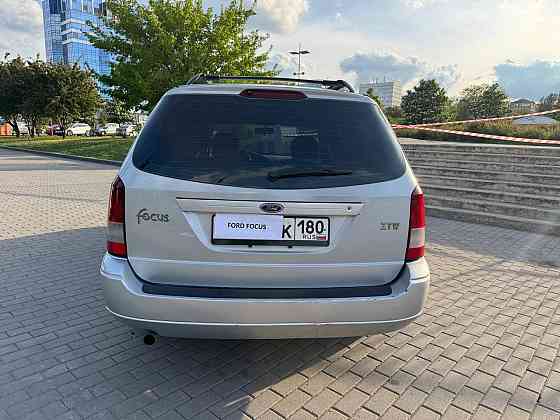 Ford Focus универсал Цвет: серебристый Год: 2002 Донецк