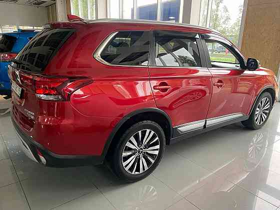 Mitsubishi Outlander 2019г. Макеевка