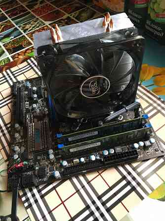 Продаю комплект msi h55+xeon x3450 (4 ядра и 8 потоков) +озу 8gb Макеевка