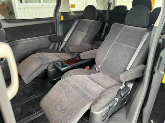 TOYOTA ALPHARD 2.4 Донецк