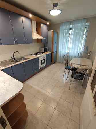 2-к. квартира, 74 м², 1/9 эт. Донецк
