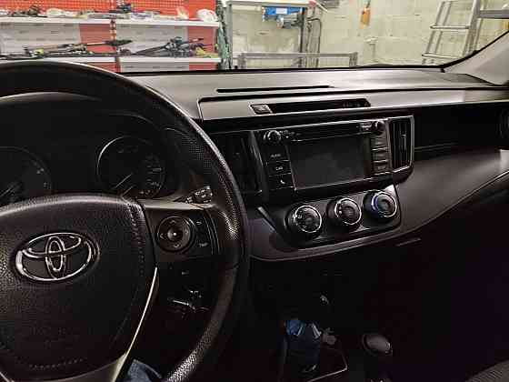 Продам Toyota RAV4 2,5 AT, 2017 Донецк