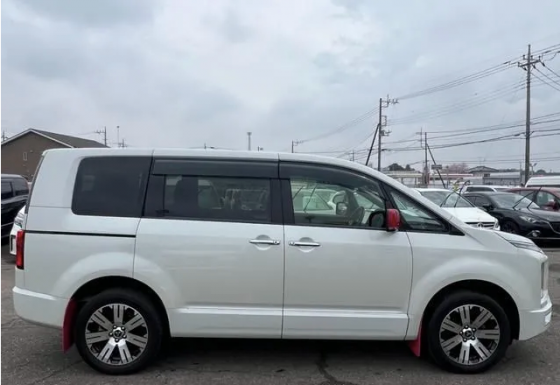 Mitsubishi Delica D5 2.3 Донецк
