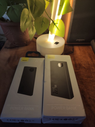 Power Bank Baseus 10000 20000 мАч повер банк с быстрой зарядкой для iPhone / Android Енакиево
