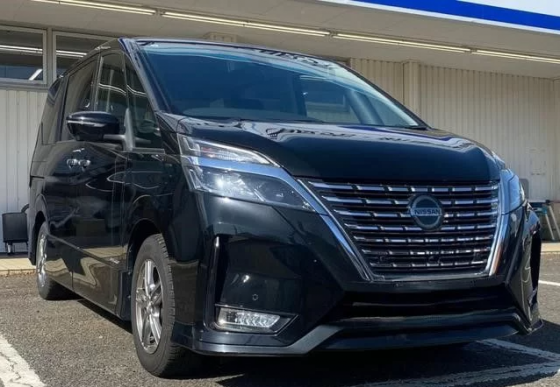 Nissan Serena 2.0 Донецк