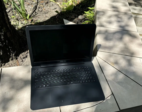 Asus X554 (core i3-4010,8gb,SSD256gb,intelHD) -Гарантия год Донецк