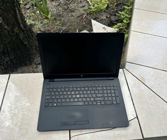 HP 15 (4ядра.6gbDDR4,SSD 256,Radeon R4-1gb) -Гарантия год Донецк