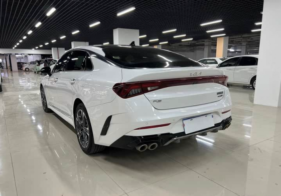 Kia K5 2.0 Донецк