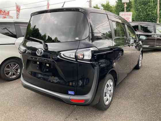 Toyota Sienta, 2021 Донецк